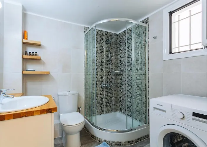 Upscale Modern Escape In The Historic Center Appartement