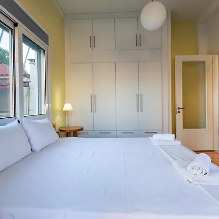 Apartment Upscale Modern Escape In The Historic Center Kalamata