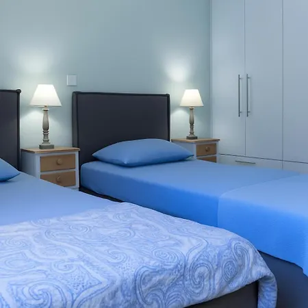 Upscale Modern Escape In The Historic Center Kalamata