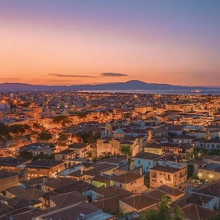 Upscale Modern Escape In The Historic Center * Kalamata