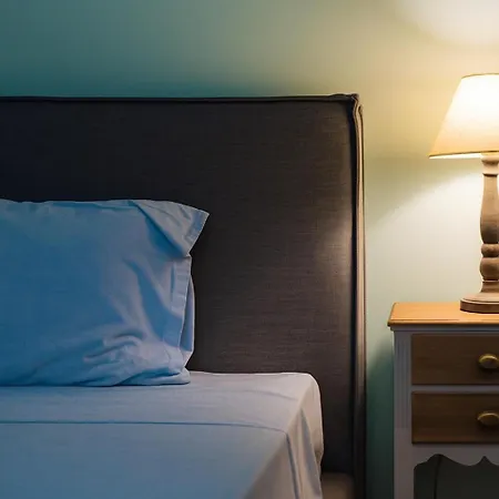 Upscale Modern Escape In The Historic Center Apartamento