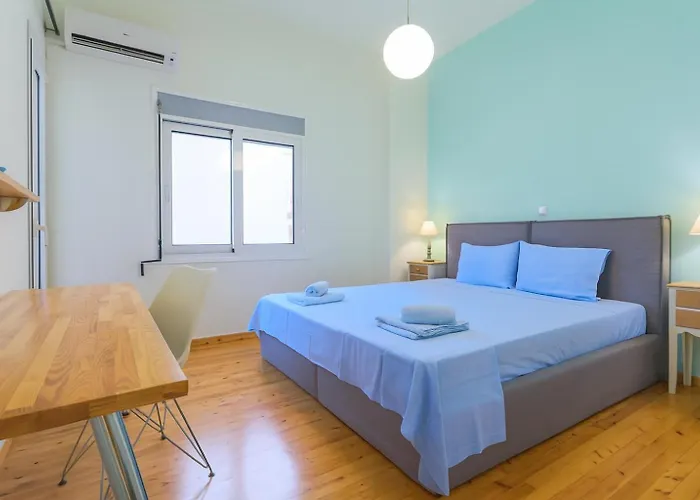 Upscale Modern Escape In The Historic Center Lejlighed